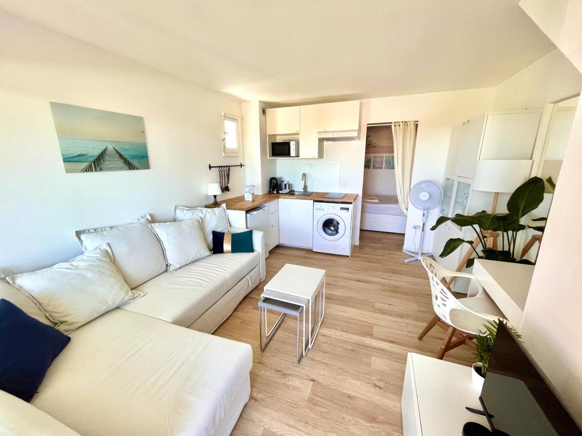 Entre La Lagune Et La Avec Piscine, Direct Plage, Vue Partielle