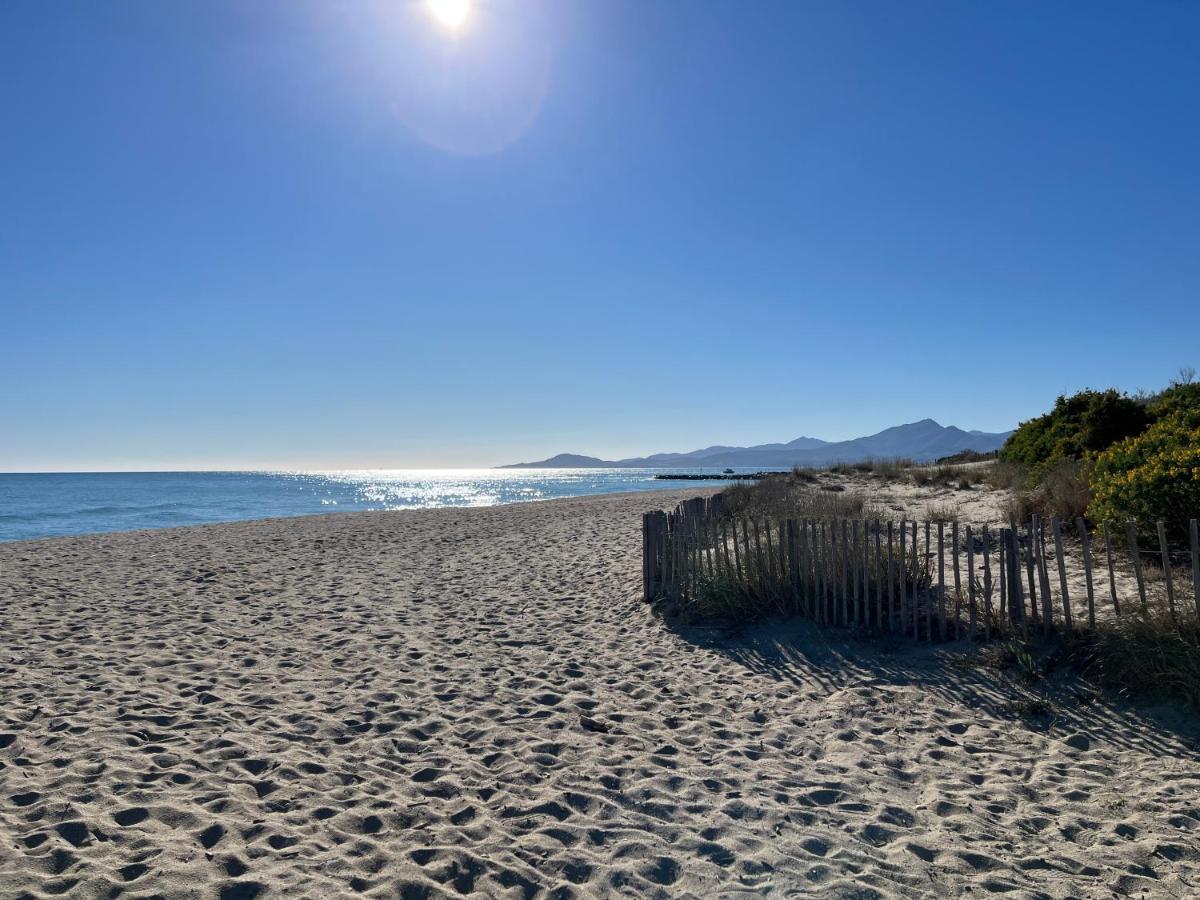 Entre La Lagune Et La Avec Piscine, Direct Plage, Vue Partielle *